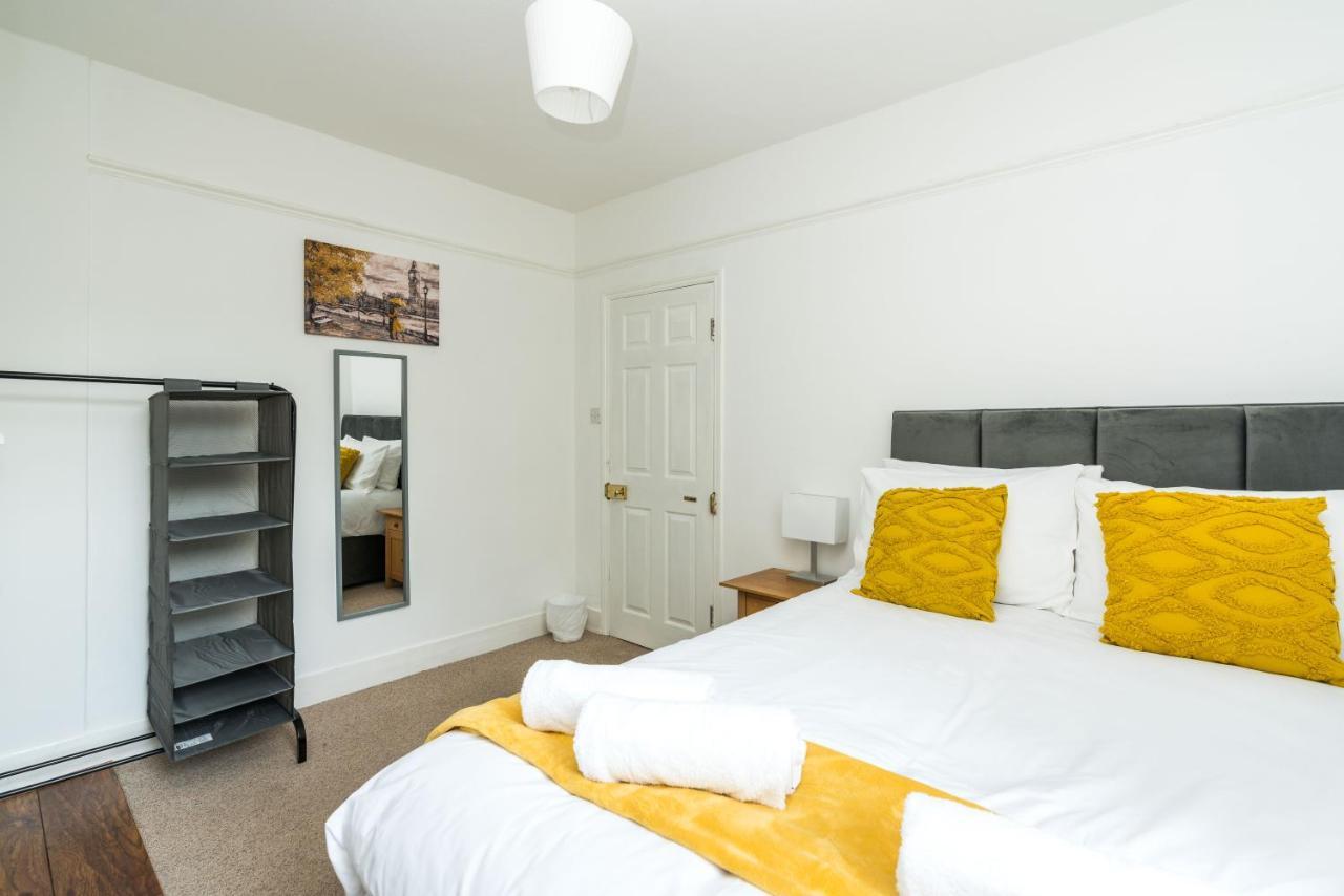 Edridge Lodge Photo Id Required Кройдон Екстериор снимка